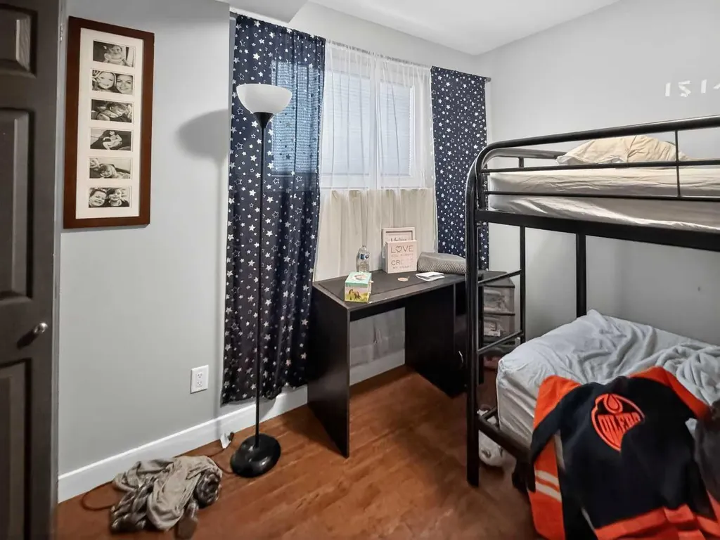 11212 75a Avenue Grande Prairie AB T8W 0G5