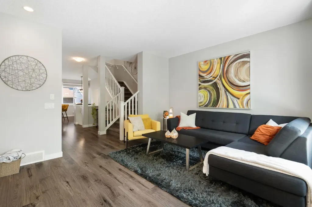 89 Seton Terrace SE Calgary AB T3M 2W1
