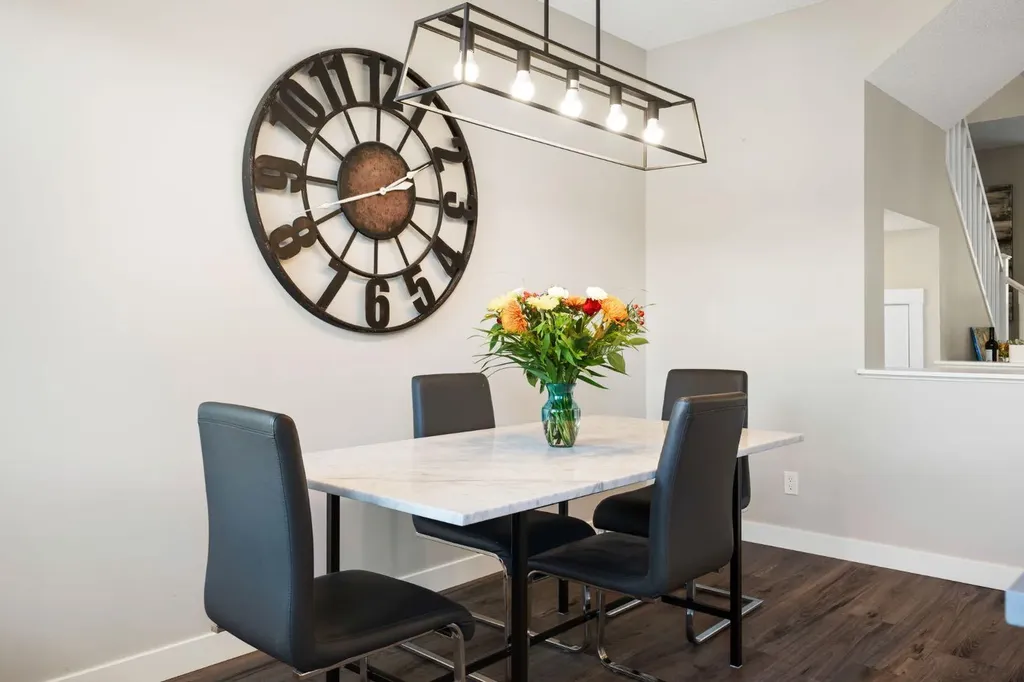 89 Seton Terrace SE Calgary AB T3M 2W1