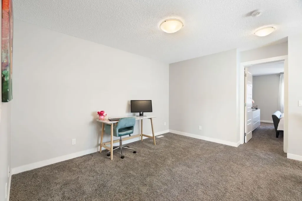 89 Seton Terrace SE Calgary AB T3M 2W1