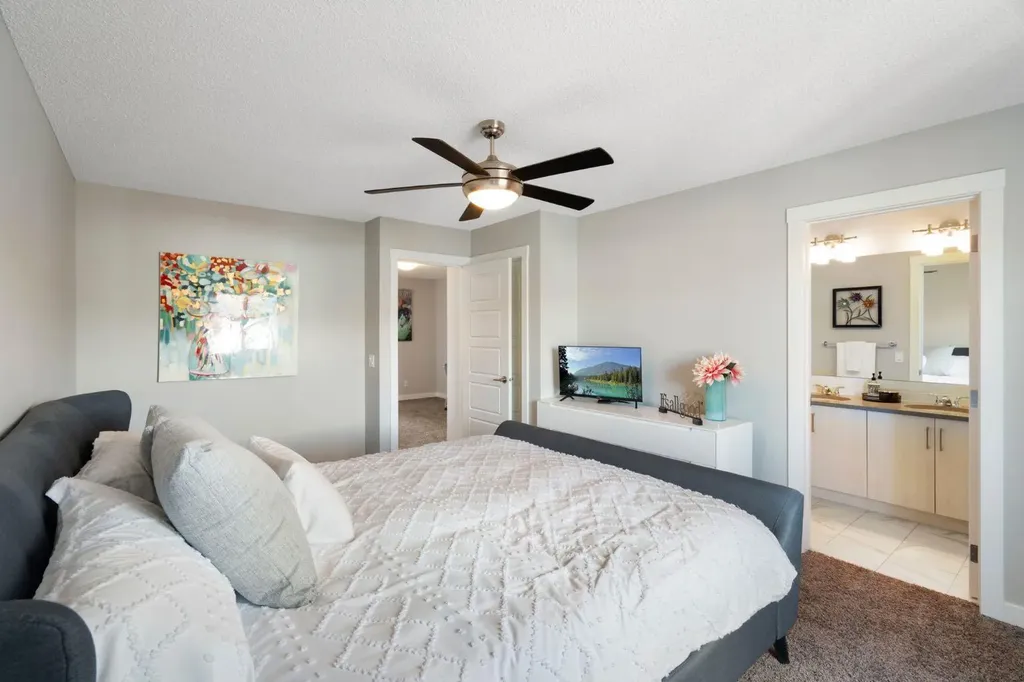89 Seton Terrace SE Calgary AB T3M 2W1