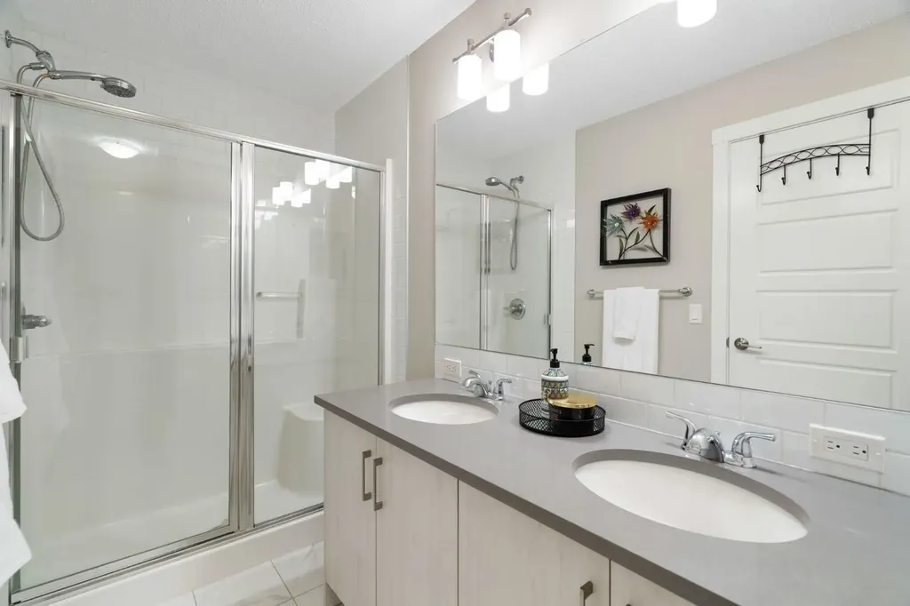 89 Seton Terrace SE Calgary AB T3M 2W1