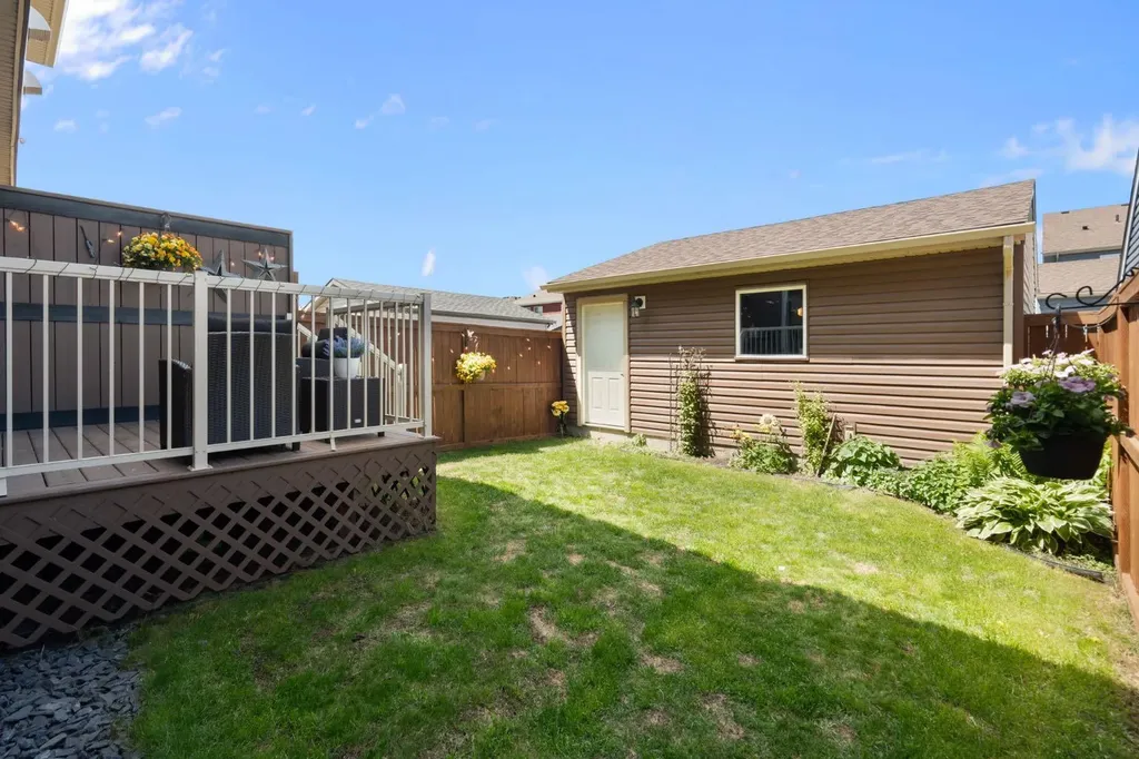 89 Seton Terrace SE Calgary AB T3M 2W1