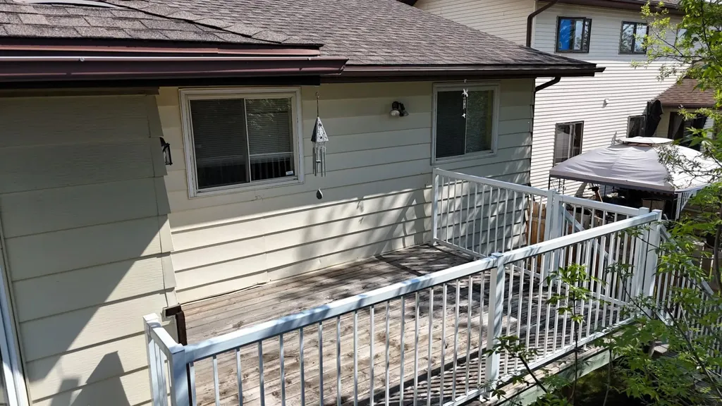 5909 11 Avenue Edson AB T7E 1J2