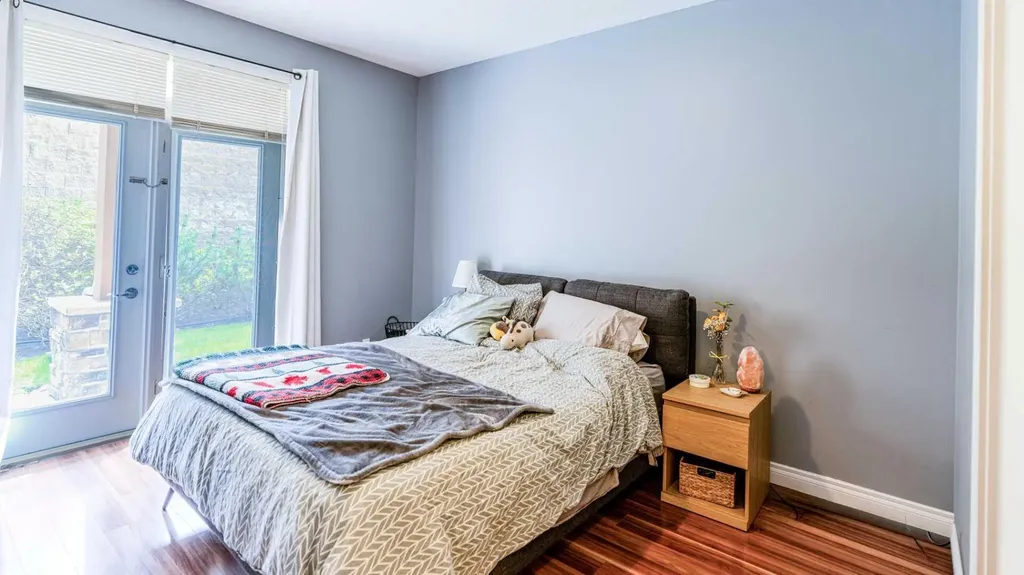 169 Rockyledge View NW Calgary AB T3G 5X1