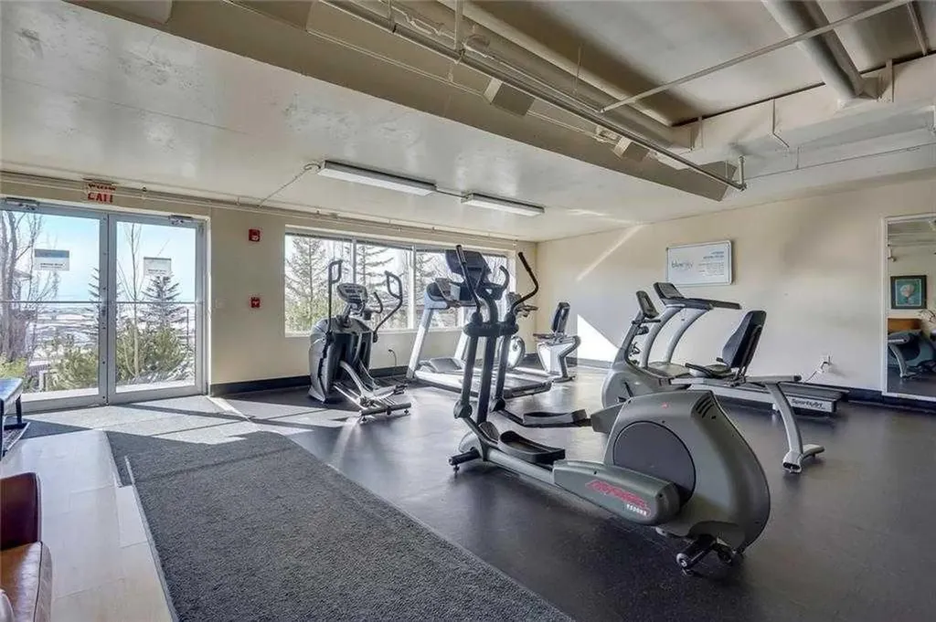 169 Rockyledge View NW Calgary AB T3G 5X1