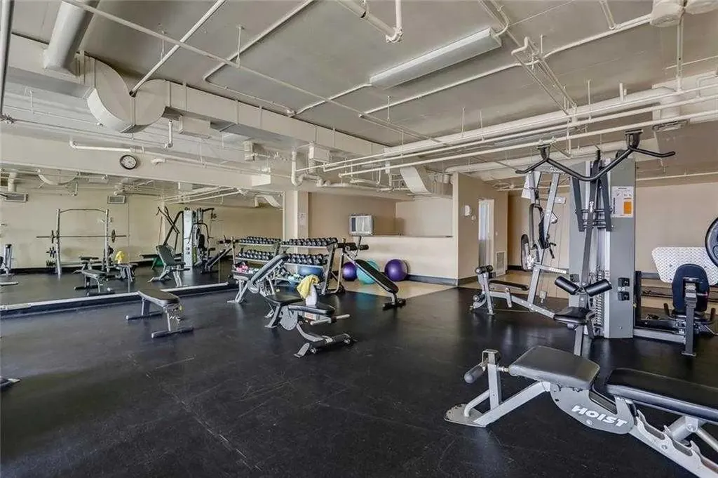 169 Rockyledge View NW Calgary AB T3G 5X1
