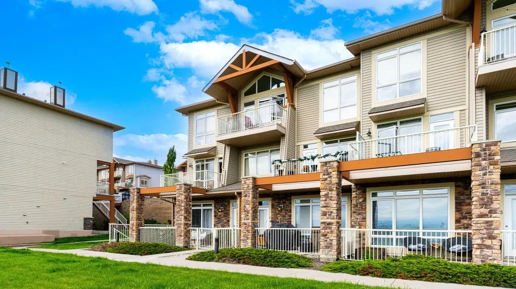 169 Rockyledge View NW Calgary AB T3G 5X1