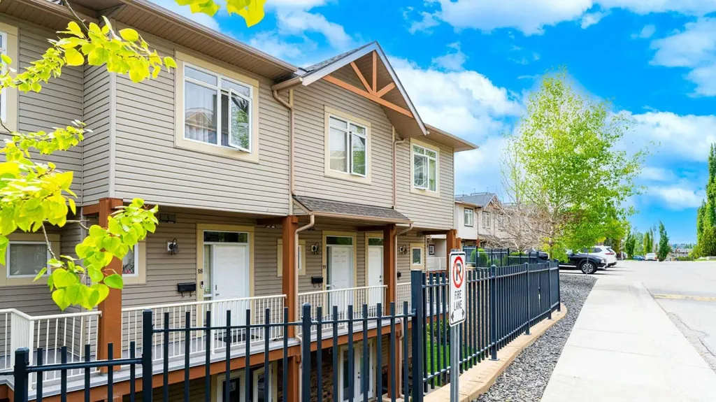 169 Rockyledge View NW Calgary AB T3G 5X1
