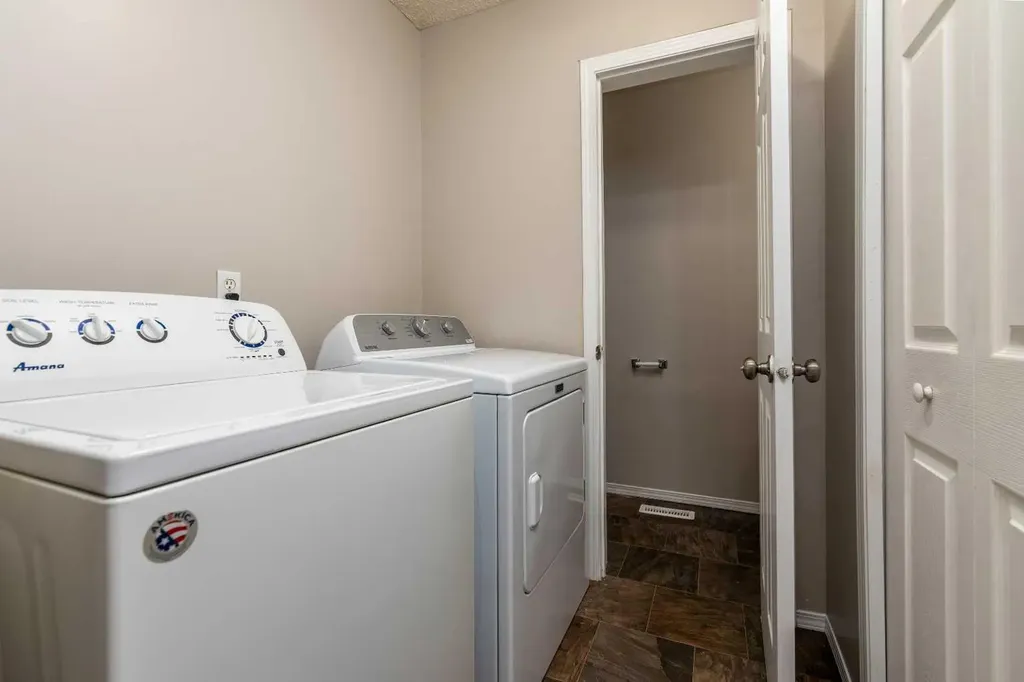 2723 47 Avenue Lloydminster SK S9V 1H3