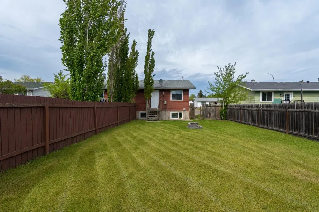 2723 47 Avenue Lloydminster SK S9V 1H3