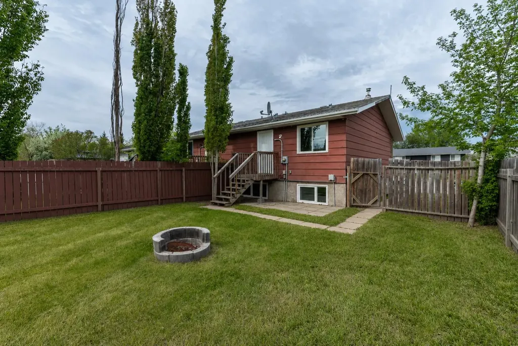 2723 47 Avenue Lloydminster SK S9V 1H3