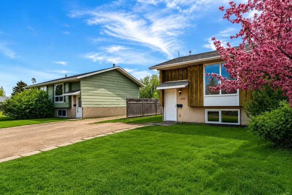 2723 47 Avenue Lloydminster SK S9V 1H3