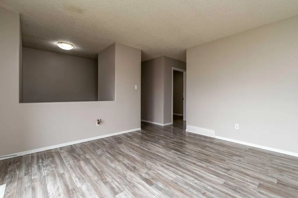 2723 47 Avenue Lloydminster SK S9V 1H3