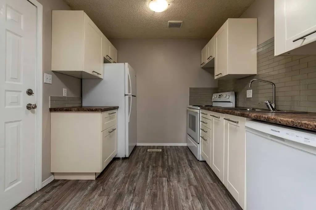 2723 47 Avenue Lloydminster SK S9V 1H3