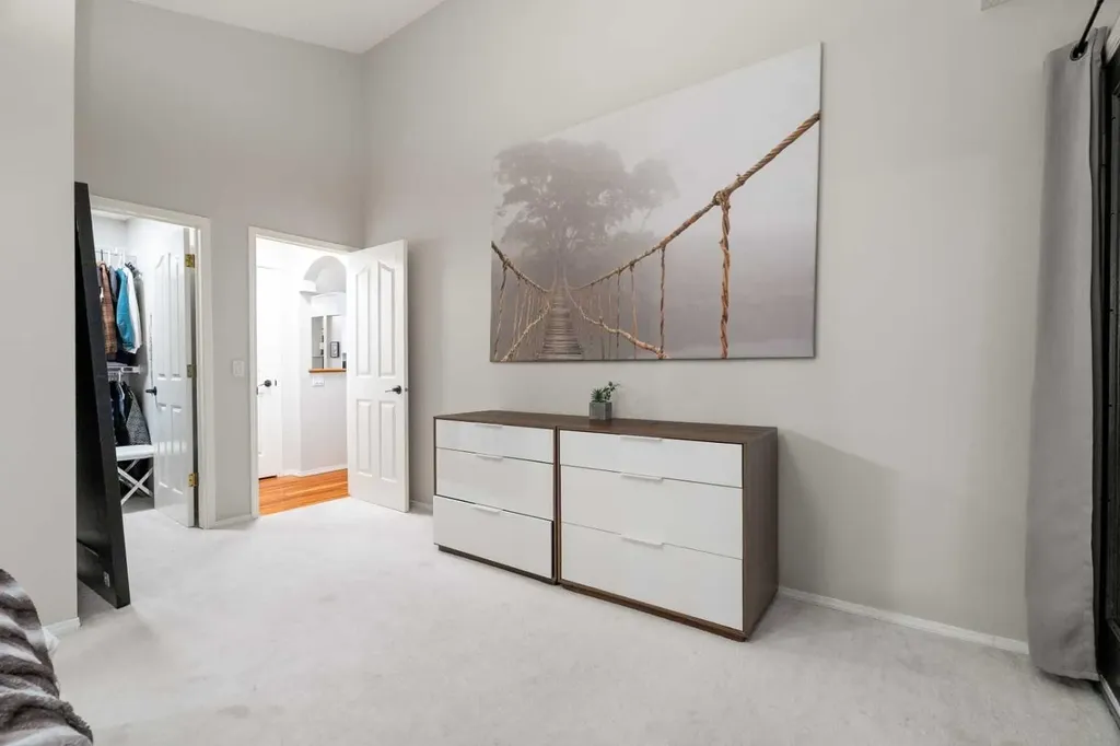 94 Edgebrook Heights NW Calgary AB T3A 5M5