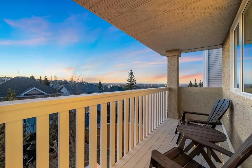 94 Edgebrook Heights NW Calgary AB T3A 5M5