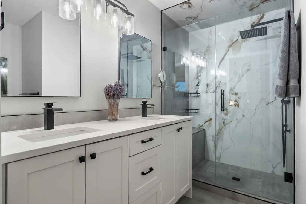 94 Edgebrook Heights NW Calgary AB T3A 5M5