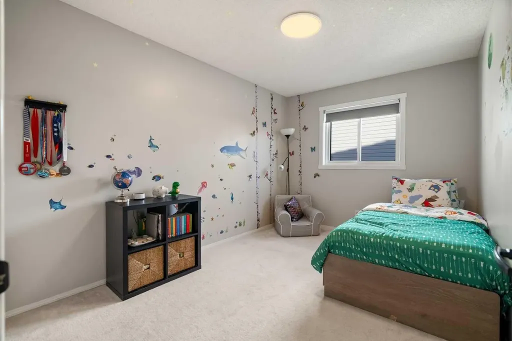 94 Edgebrook Heights NW Calgary AB T3A 5M5
