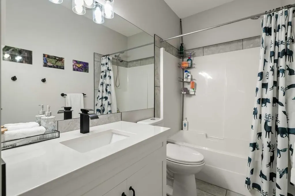 94 Edgebrook Heights NW Calgary AB T3A 5M5