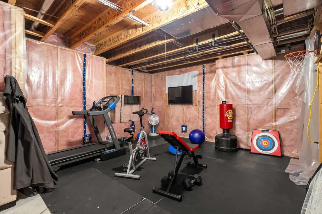 94 Edgebrook Heights NW Calgary AB T3A 5M5