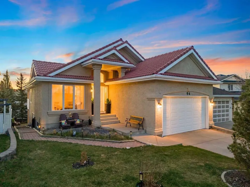 94 Edgebrook Heights NW Calgary AB T3A 5M5