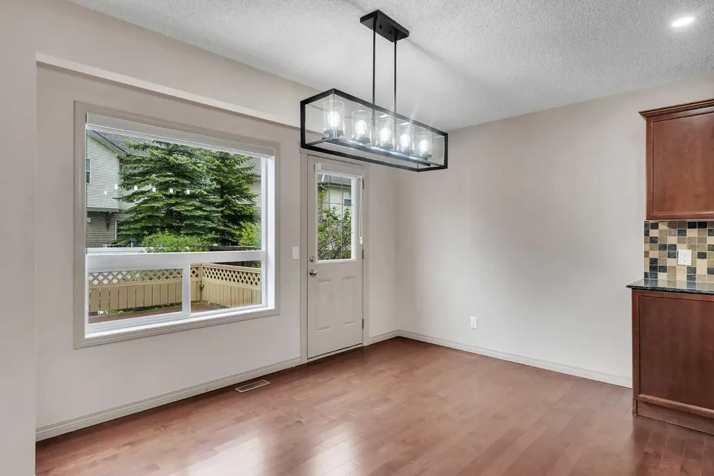 263 Royal Birch Way NW Calgary AB T3G 5Y2