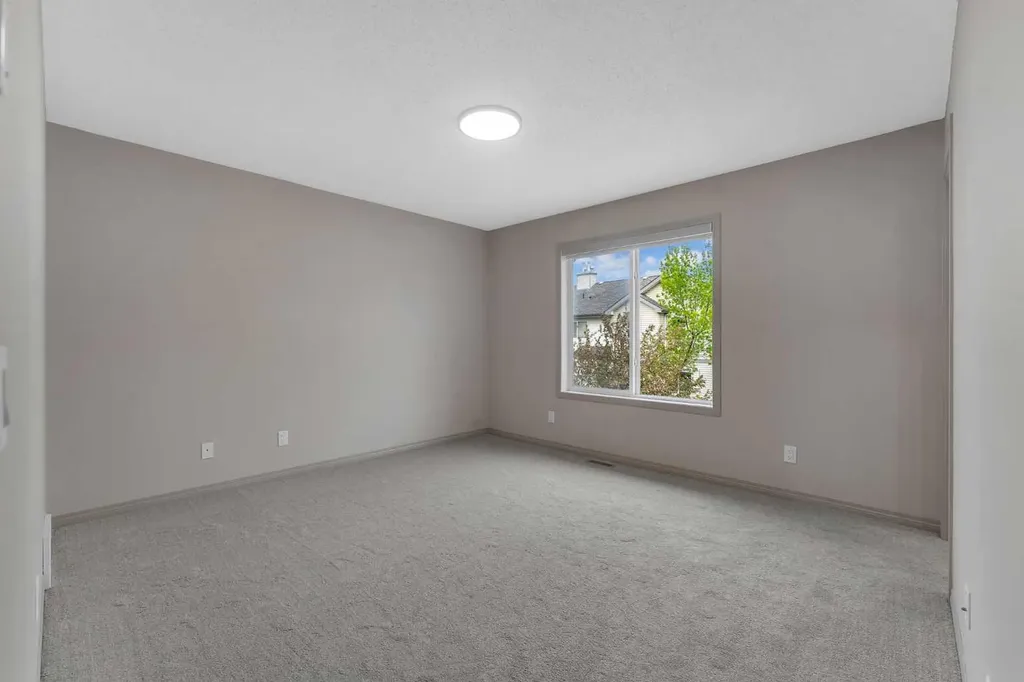 263 Royal Birch Way NW Calgary AB T3G 5Y2