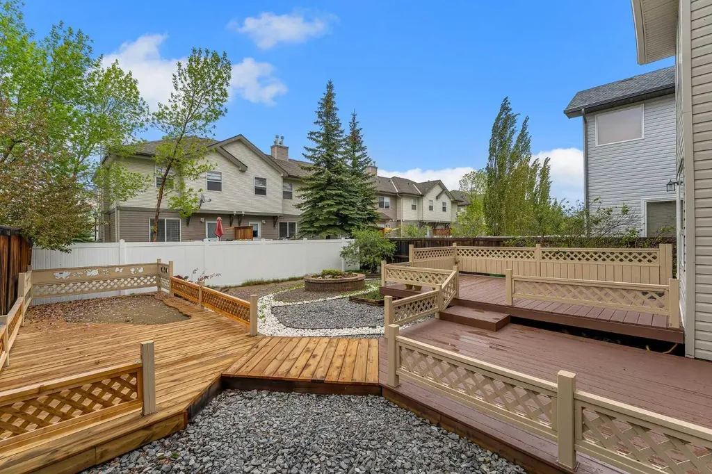 263 Royal Birch Way NW Calgary AB T3G 5Y2