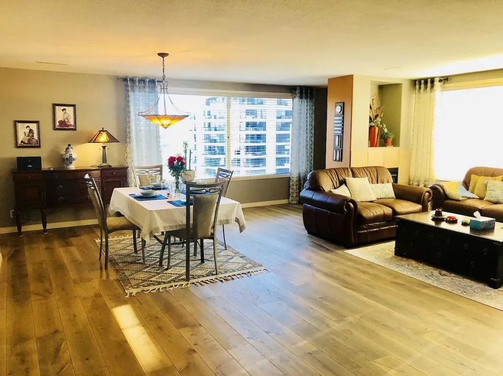 683 10 Street SW Calgary AB T2P5G3