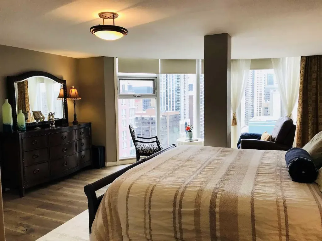 683 10 Street SW Calgary AB T2P5G3