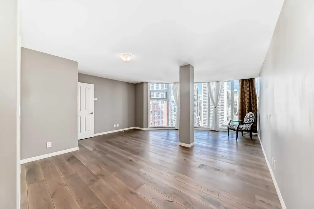 683 10 Street SW Calgary AB T2P5G3