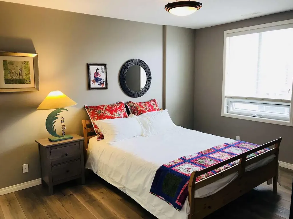 683 10 Street SW Calgary AB T2P5G3