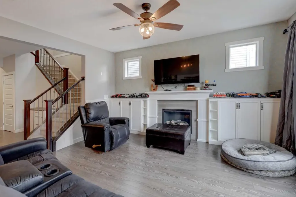 5 Williamstown Park NW Airdrie AB T4B 3Y4