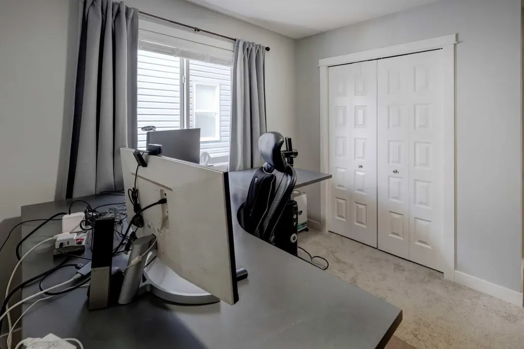 5 Williamstown Park NW Airdrie AB T4B 3Y4