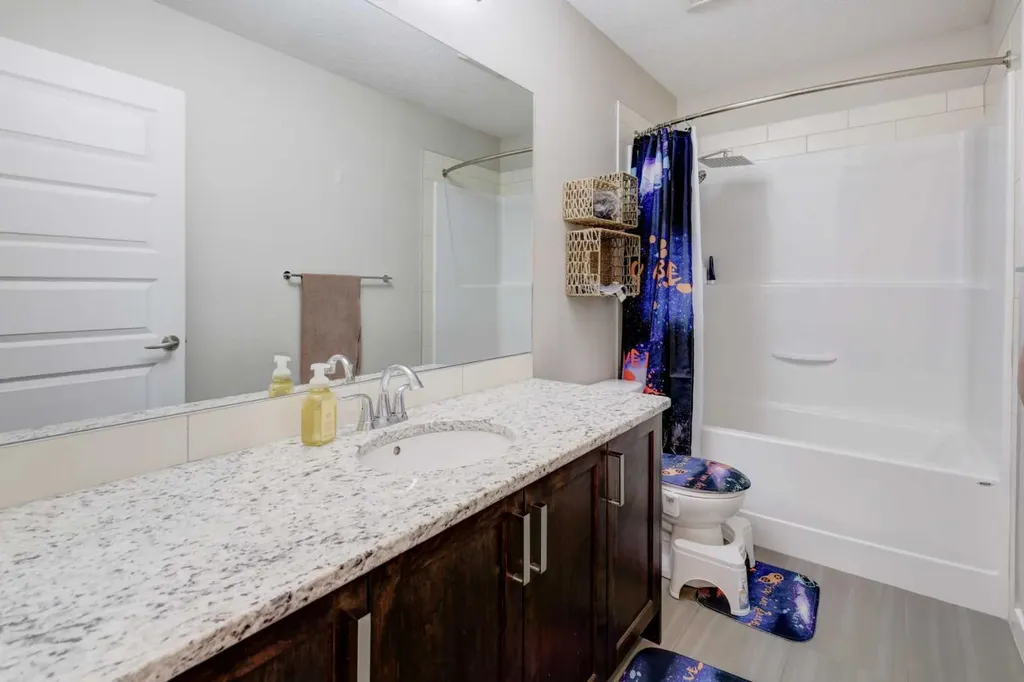 5 Williamstown Park NW Airdrie AB T4B 3Y4