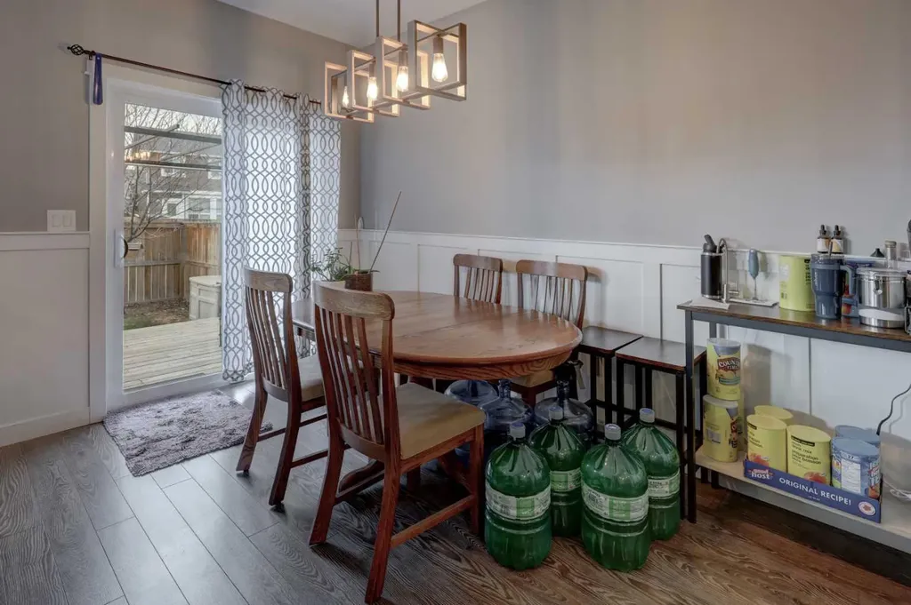 5 Williamstown Park NW Airdrie AB T4B 3Y4