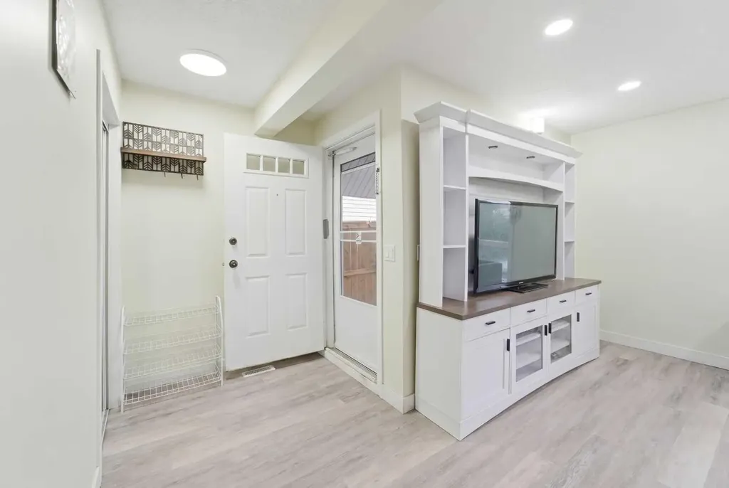 53 Falchurch Road NE Calgary AB T3J1G6