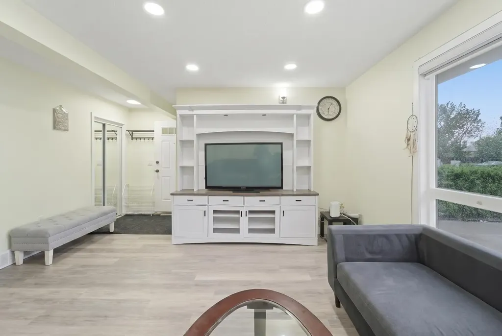 53 Falchurch Road NE Calgary AB T3J1G6
