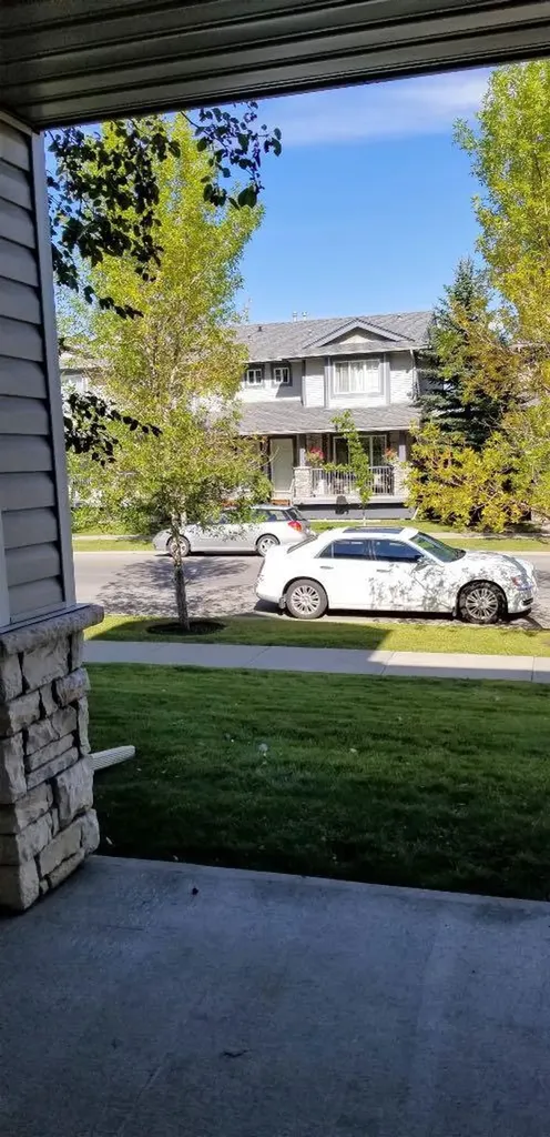 2371 Eversyde Avenue SW Calgary AB T2Y 4S3