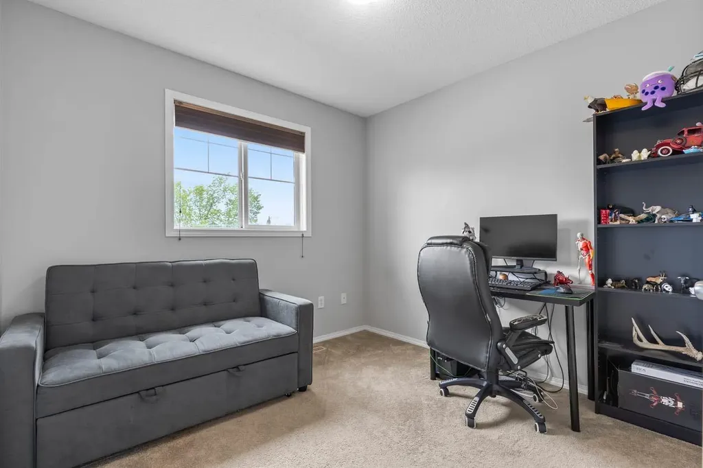 22-189 Country Village Manor NE Calgary AB T3K 0L6
