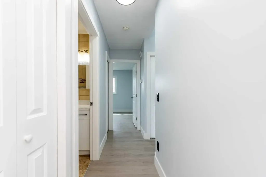 141 Falshire Close NE Calgary AB T3J 3A2