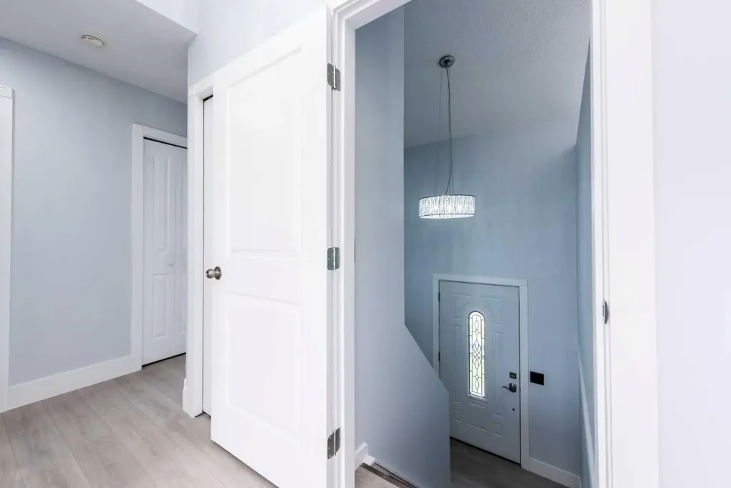 141 Falshire Close NE Calgary AB T3J 3A2