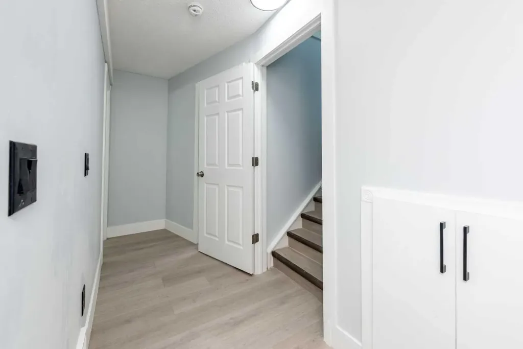 141 Falshire Close NE Calgary AB T3J 3A2