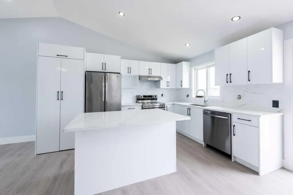 141 Falshire Close NE Calgary AB T3J 3A2