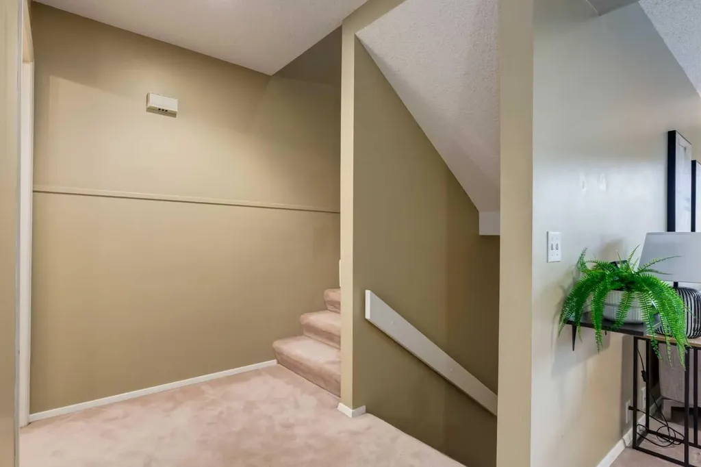 3302 50 Street NW Calgary AB T3A2C6