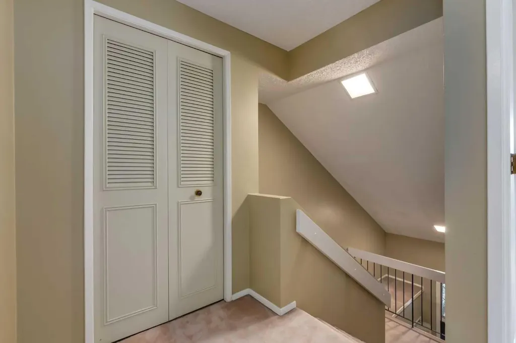 3302 50 Street NW Calgary AB T3A2C6