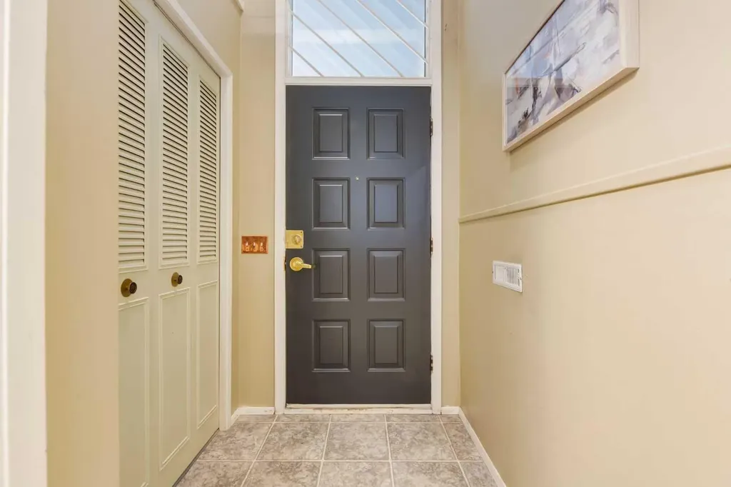 3302 50 Street NW Calgary AB T3A2C6