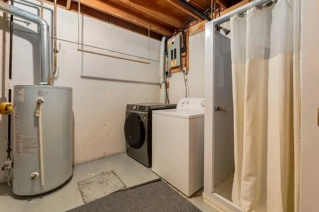 3302 50 Street NW Calgary AB T3A2C6