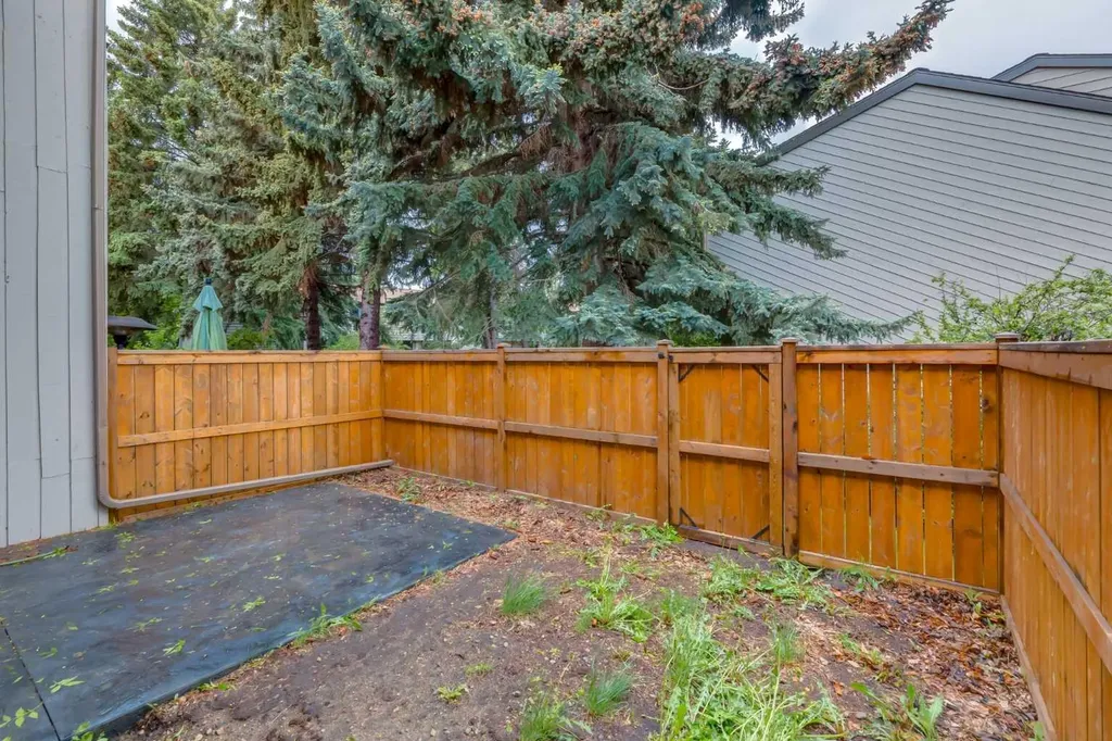 3302 50 Street NW Calgary AB T3A2C6